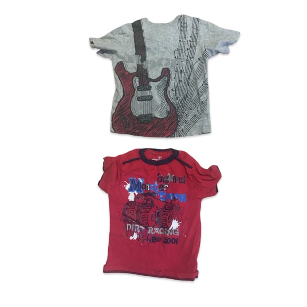 Lot of 2 Boys Graphic T-Shirts Size 5/6